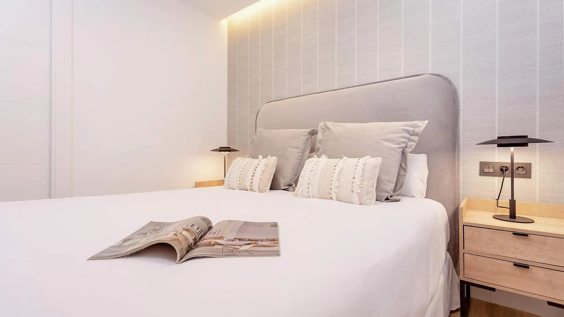 Genteel Home Alhondiga II Granada Spagna