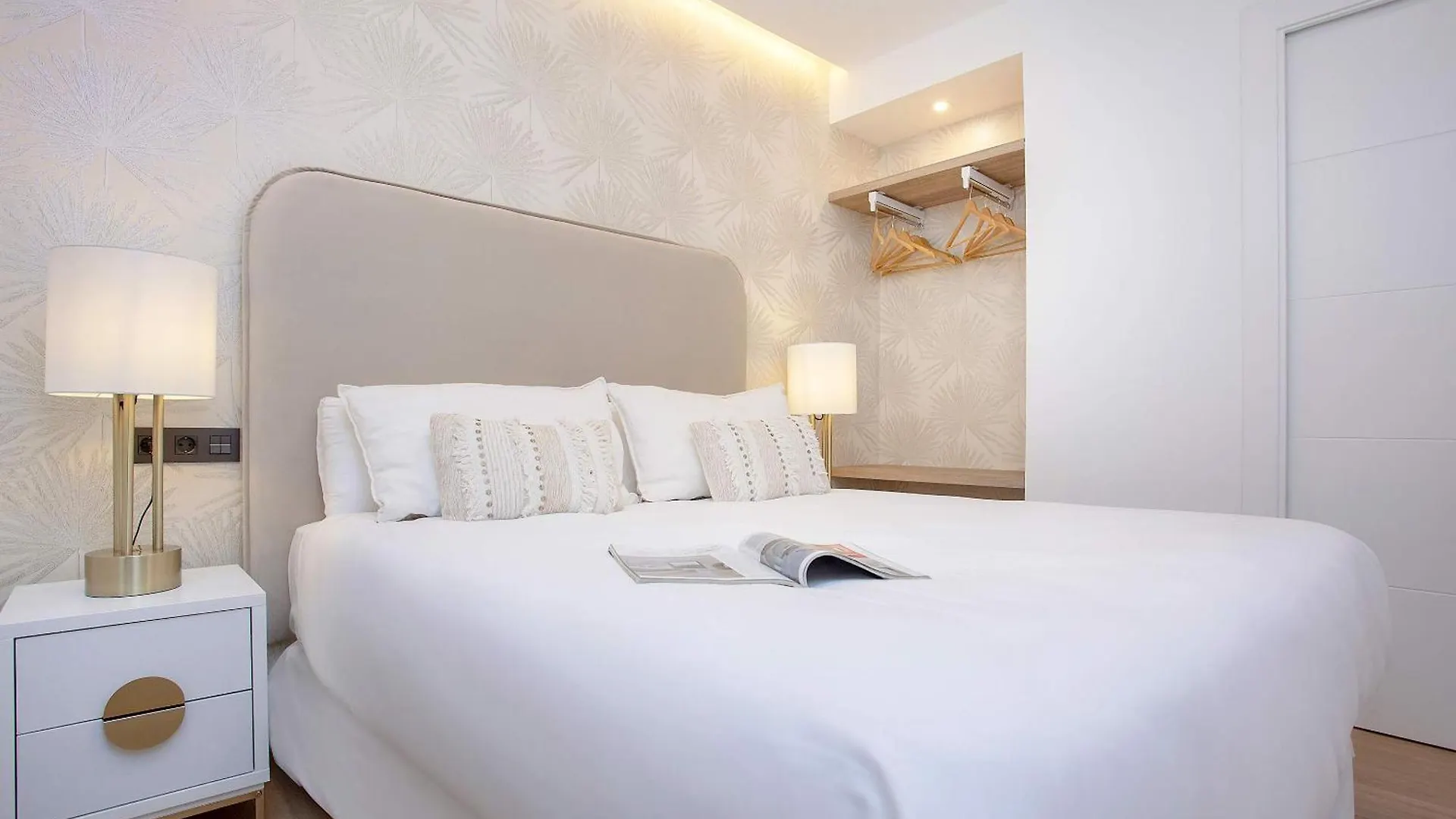 Apartment Genteel Home Alhondiga II Granada Spain